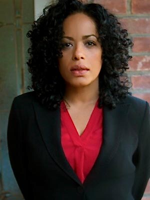 Лиза Колон-Зайас
Liza Colón-Zayas